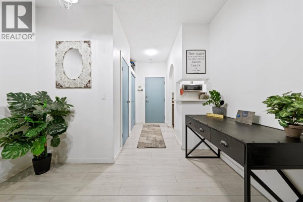 210 1924 Comox Street, Vancouver, BC V6G1R4 Photo 4