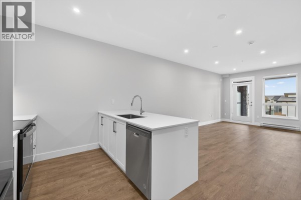 210 1930 Starling Drive, Tsawwassen, BC V4M0H1 Photo 4