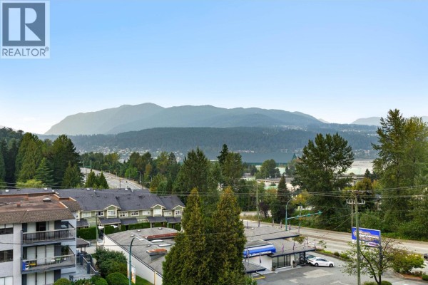 210 2015 St. Johns Street, Port Moody, BC V3H0N5 Photo 2