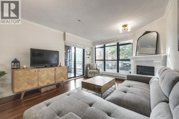 210 2181 W 10th Avenue, Vancouver, BC V6K2H7 Photo 2