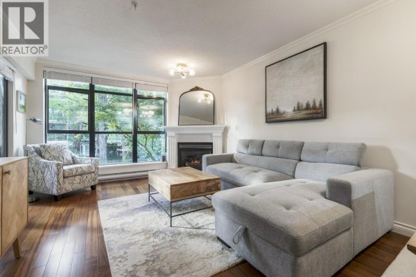 210 2181 W 10th Avenue, Vancouver, BC V6K2H7 Photo 3