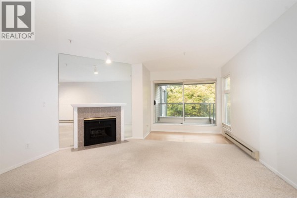 210 2250 W 3rd Avenue, Vancouver, BC V6K1L4 Photo 3