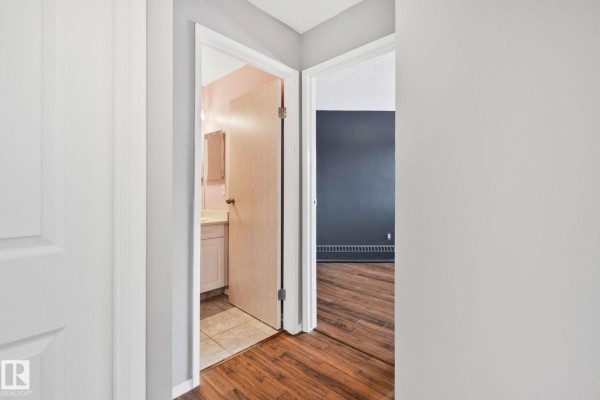 Bedroom 2 - #210 2508 50 St Nw, Edmonton, AB T6L6X9 Photo 5