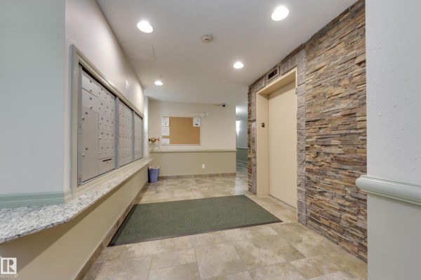 Primary Bedroom - #210 271 Charlotte Wy, Sherwood Park, AB T8H0N9 Photo 4