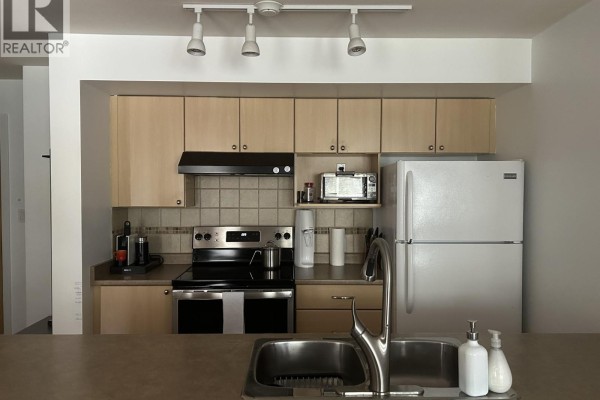 210 2891 E Hastings Street, Vancouver, BC V5K5J8 Photo 2