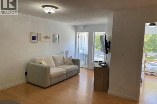 210 2891 E Hastings Street, Vancouver, BC V5K5J8 Photo 4