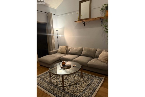 210 3465 Glen Drive, Vancouver, BC V5V4S5 Photo 3