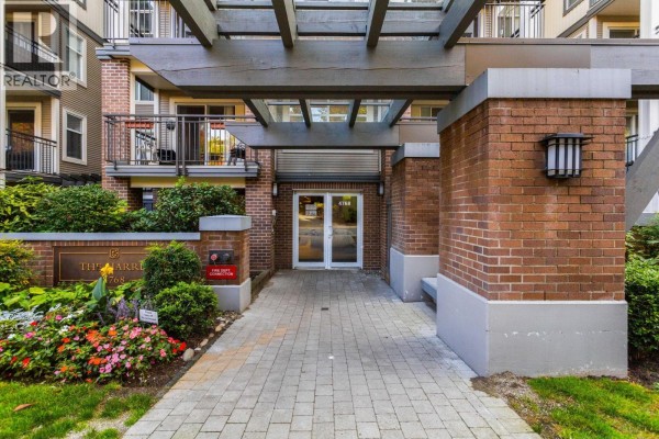 210 4768 Brentwood Drive, Burnaby, BC V5C0C7 Photo 4
