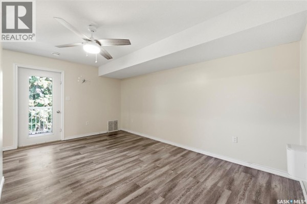 2pc Bathroom - 210 515 28th Street E, Prince Albert, SK S6V1X8 Photo 4