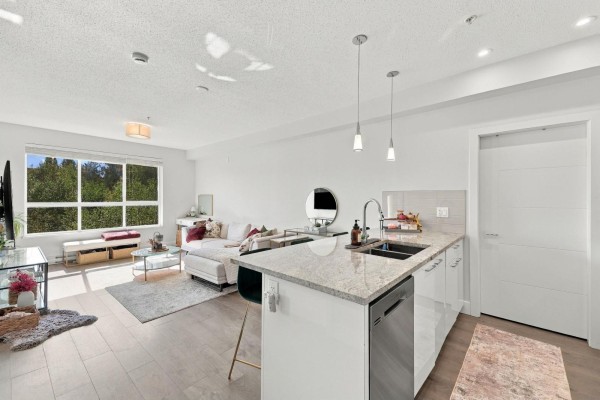 210 5485 Brydon Crescent, Langley, BC V3A0N5 Photo 5