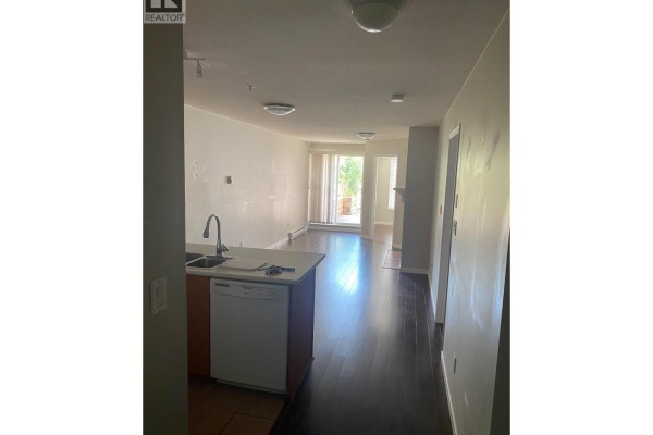 210 6991 Victoria Drive, Vancouver, BC V5P3Y7 Photo 2