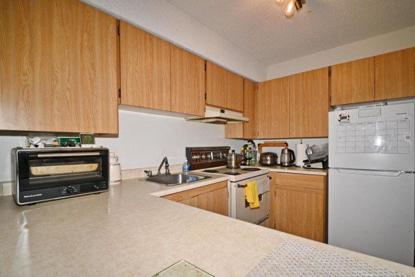 210 7144 133b Street, Surrey, BC V3W8A4 Photo 5