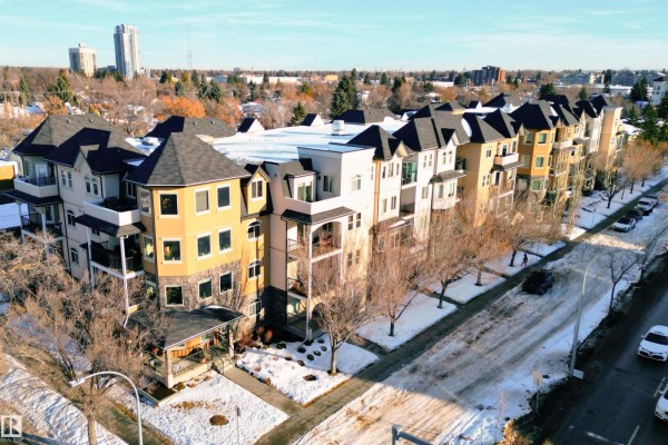 Den - #210 8730 82 Av Nw, Edmonton, AB T6C0Z1 Photo 4
