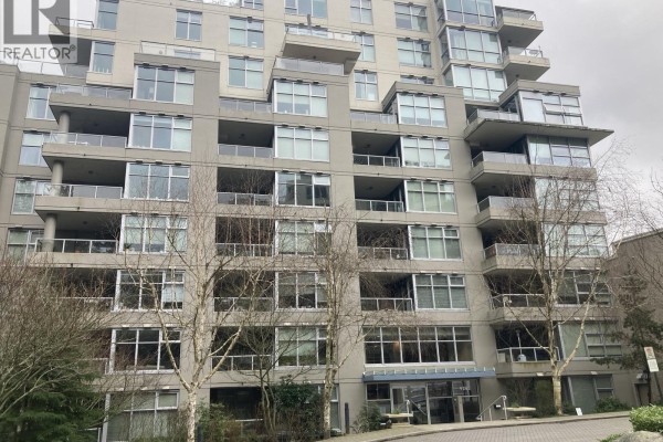210 9262 University Crescent Crescent, Burnaby, BC V5A0A4 Photo 2