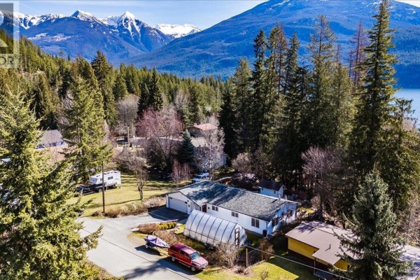 210 Bayview Street, Kaslo Photo 5