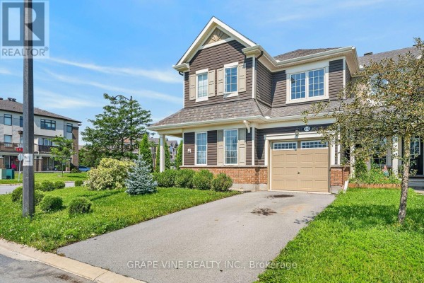 210 Clintonia Street, Ottawa, ON, photo 2