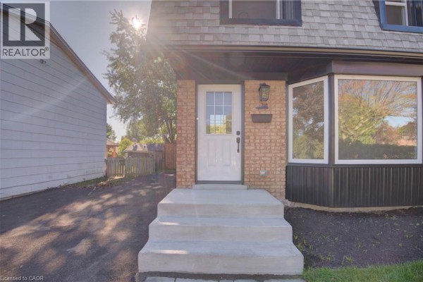3pc Bathroom - 210 Ferguson Avenue, Cambridge, ON N1R6G2 Photo 4