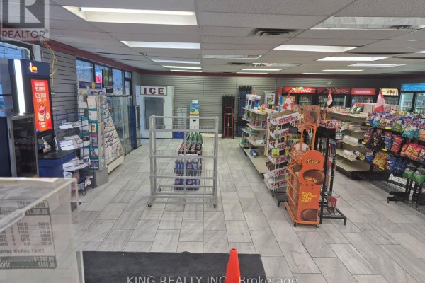 210 Front Street, Quinte West, ON K8V4N9 Photo 4