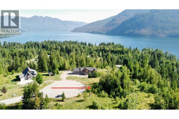 210 Fullmoon Road, Rosebery, BC, photo 2