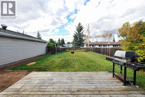 3pc Bathroom - 210 Gregory Street, New Norway, AB T0B3L0 Photo 3