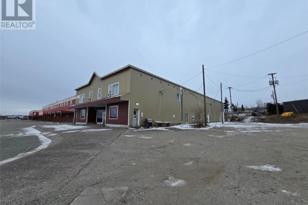 210 Humber Avenue, Labrador City, NL A2V2W8 Photo 4