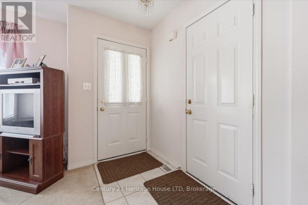 Laundry room - 210 Oakcrest Avenue, Welland, ON L3C7K3 Photo 5