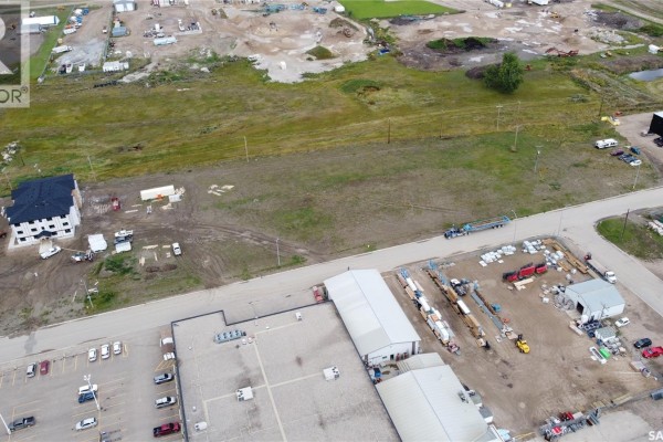 210 Railway Avenue, Outlook, SK S0L2N0 Photo 3
