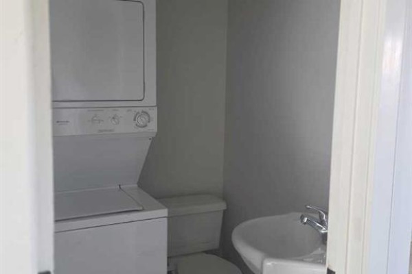 Primary Bedroom - 210 Saddlebrook Way Ne, Calgary, AB T3J0B5 Photo 5