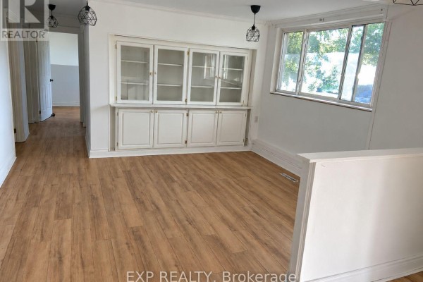 210 South Service Road, Mississauga, ON L5G2S1 Photo 4
