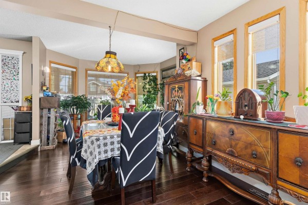 Kitchen - 210 West Liberty Cr, Millet, AB T0C1Z0 Photo 3
