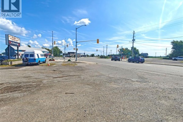21006 Charing Cross, Charing Cross, ON N0P1G0 Photo 5