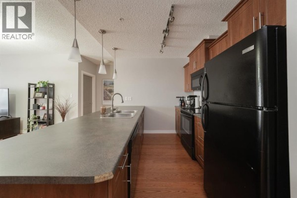 Dining room - 2101, 204 Sparrow Hawk Drive, Fort Mcmurray, AB T9K0L3 Photo 4