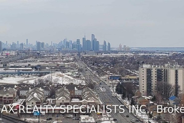 Kitchen - 2101 - 215 Sherway Gardens Road, Toronto, ON M9C0A4 Photo 2