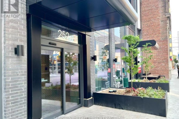 2101 - 252 Church Street E, Toronto, ON, photo 2