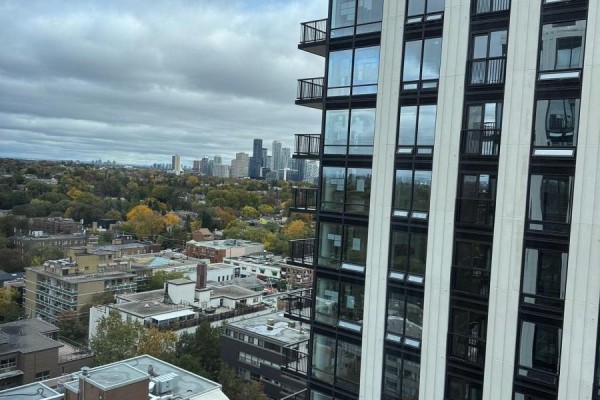 2101 - 91 Montclair Avenue, Toronto, ON M5P0B1 Photo 2