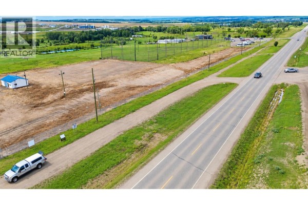 2101 & 2041 97 N Highway, Dawson Creek, BC, photo 3