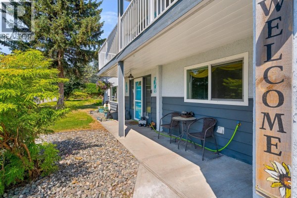Foyer - 2101 Gillis Crescent, Merritt, BC V1K1H9 Photo 4