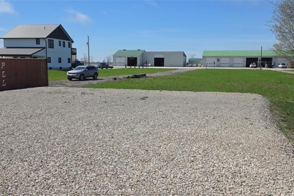 21013 A D Shadd, Chatham Kent, ON, photo 3