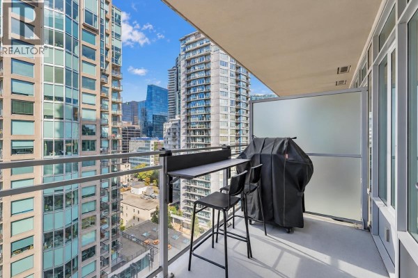 2102 888 Homer Street, Vancouver, BC V6B0H7 Photo 4