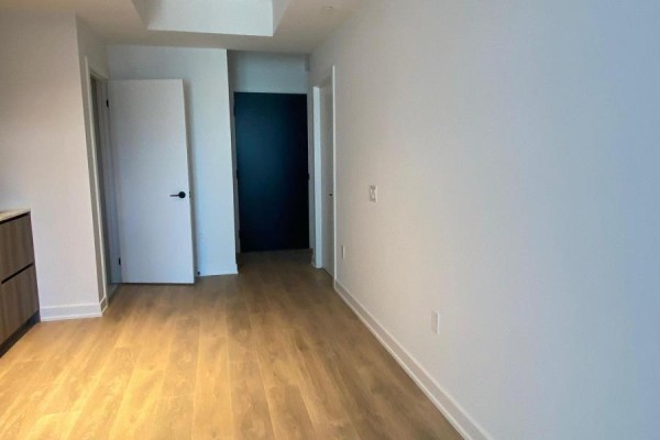 2103 - 127 Broadway Avenue, Toronto, ON M4P1V4 Photo 5