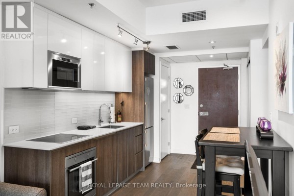 2103 - 199 Slater Street, Ottawa, ON K1P0C8 Photo 5