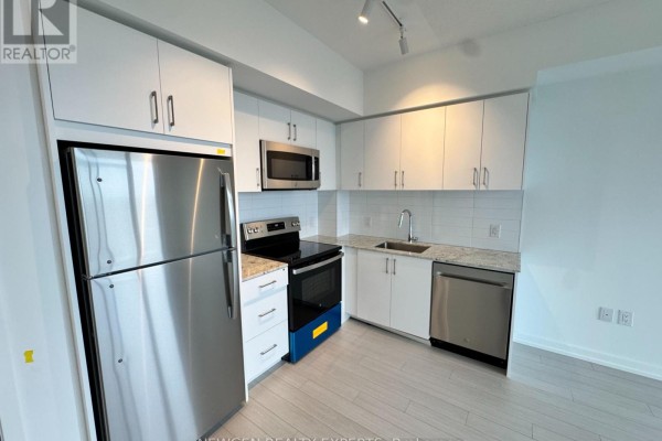 2103 - 4010 Eglinton Avenue W, Toronto, ON M9A0G5 Photo 4