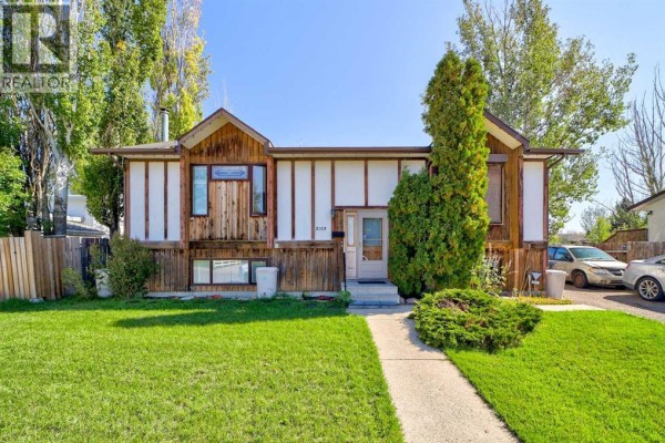 2103 10a Street, Coaldale