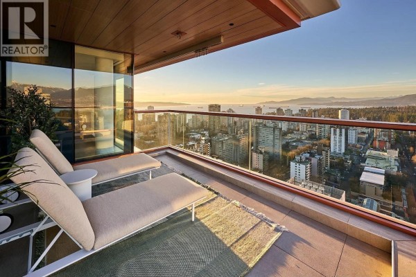 2103 1482 Robson, Vancouver, BC, photo 3