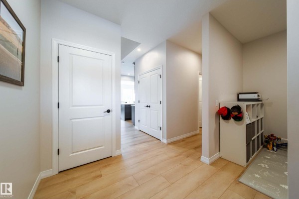 Den - 21035 128 Av Nw, Edmonton, AB T5S0R5 Photo 4