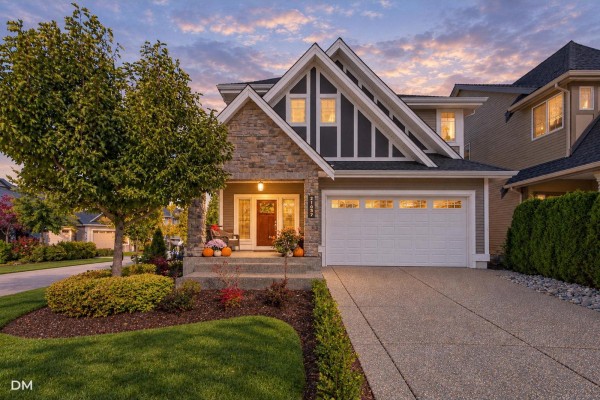 21037 78a Avenue, Langley, BC V2Y0H7 Photo 2