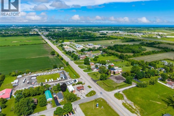 2104 London Line, Sarnia, ON N7T7H2 Photo 5