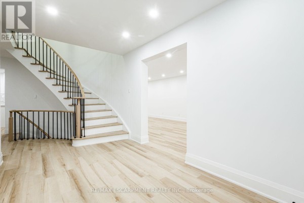 2104 Mississauga Road, Mississauga, ON, photo 3
