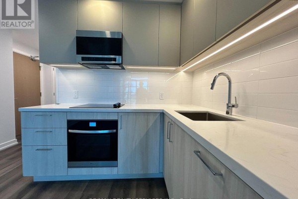Kitchen - 2105 - 21 Meadowdale Road, Vaughan, ON L4K0H6 Photo 3