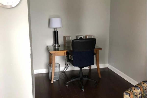 Kitchen - 2105 - 33 Sheppard Avenue E, Toronto, ON M2N7K1 Photo 3